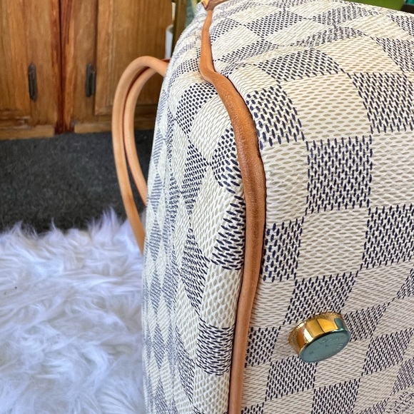 🔥🔥Louis Vuitton Figheri Handbag Damier Azur PM🔥🔥 - Picture 15 of 16